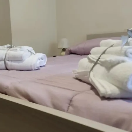 Civico 83 Bed and Breakfast Ρέτζιο ντι Καλάμπρια